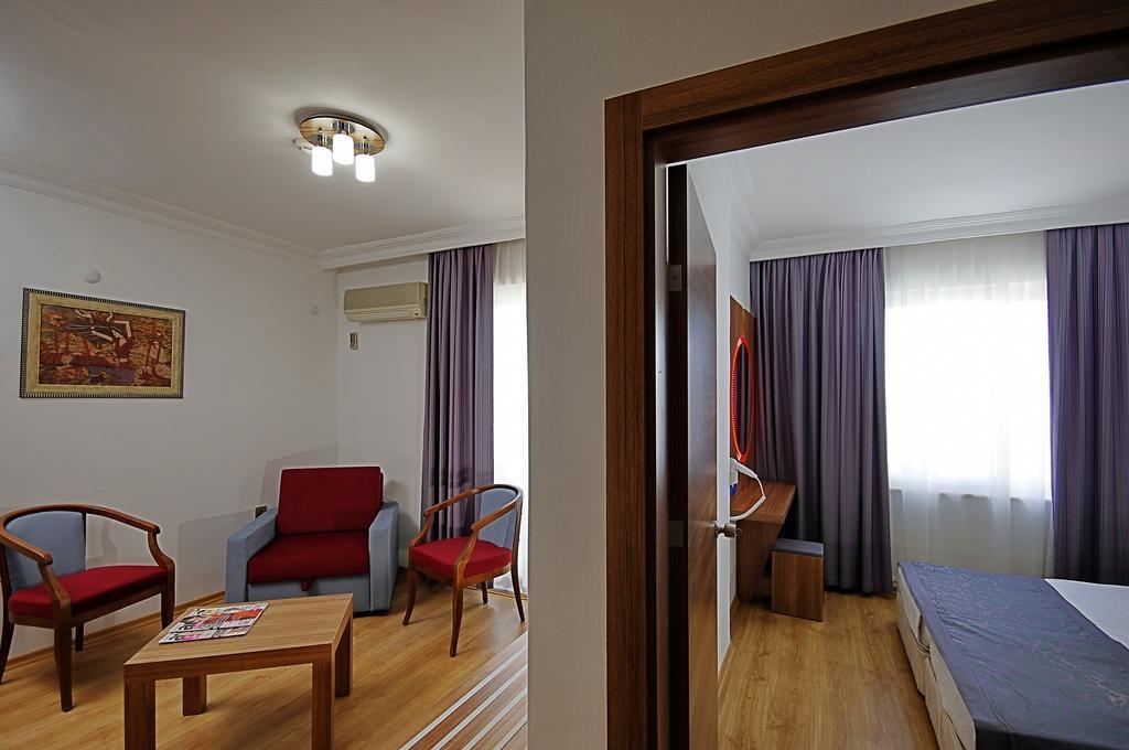 Sealine Hotel Аланя Стая снимка