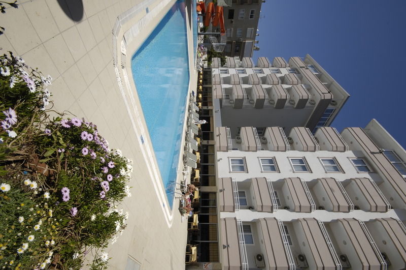 Sealine Hotel Аланя Екстериор снимка