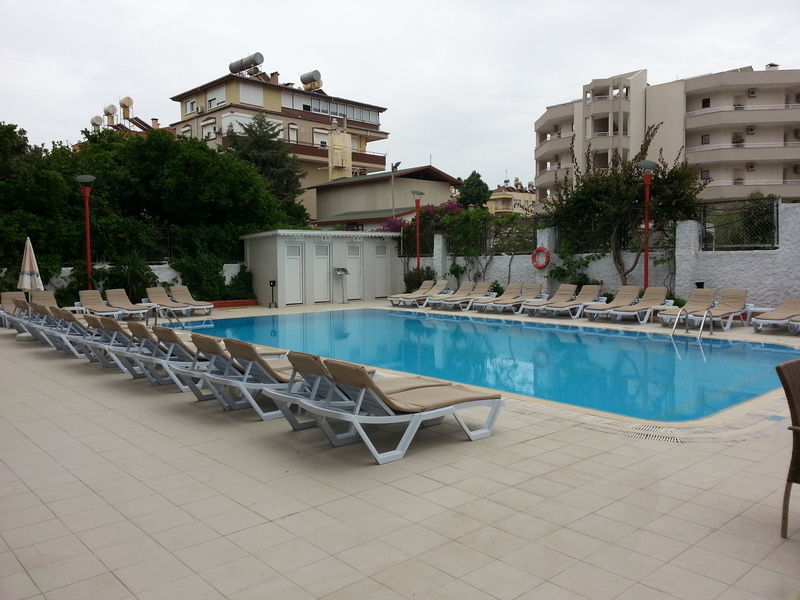 Sealine Hotel Аланя Екстериор снимка